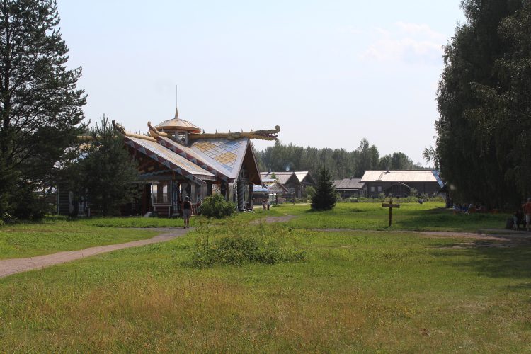 Туристическая деревня Верхние Мандроги