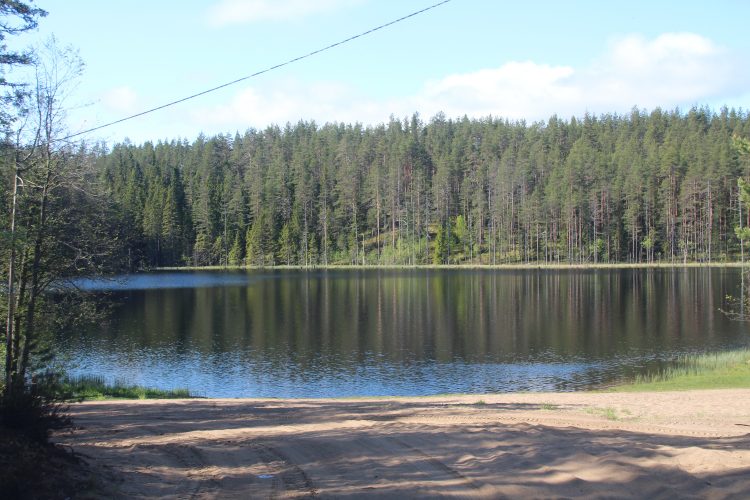 Озеро Корттеэнвалкко, Ихала